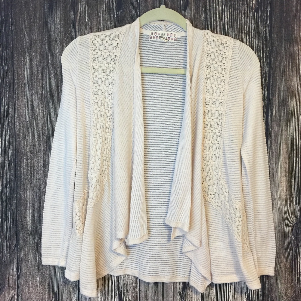 🌸Pink Republic Crochet Over Shirt M Open Front B9